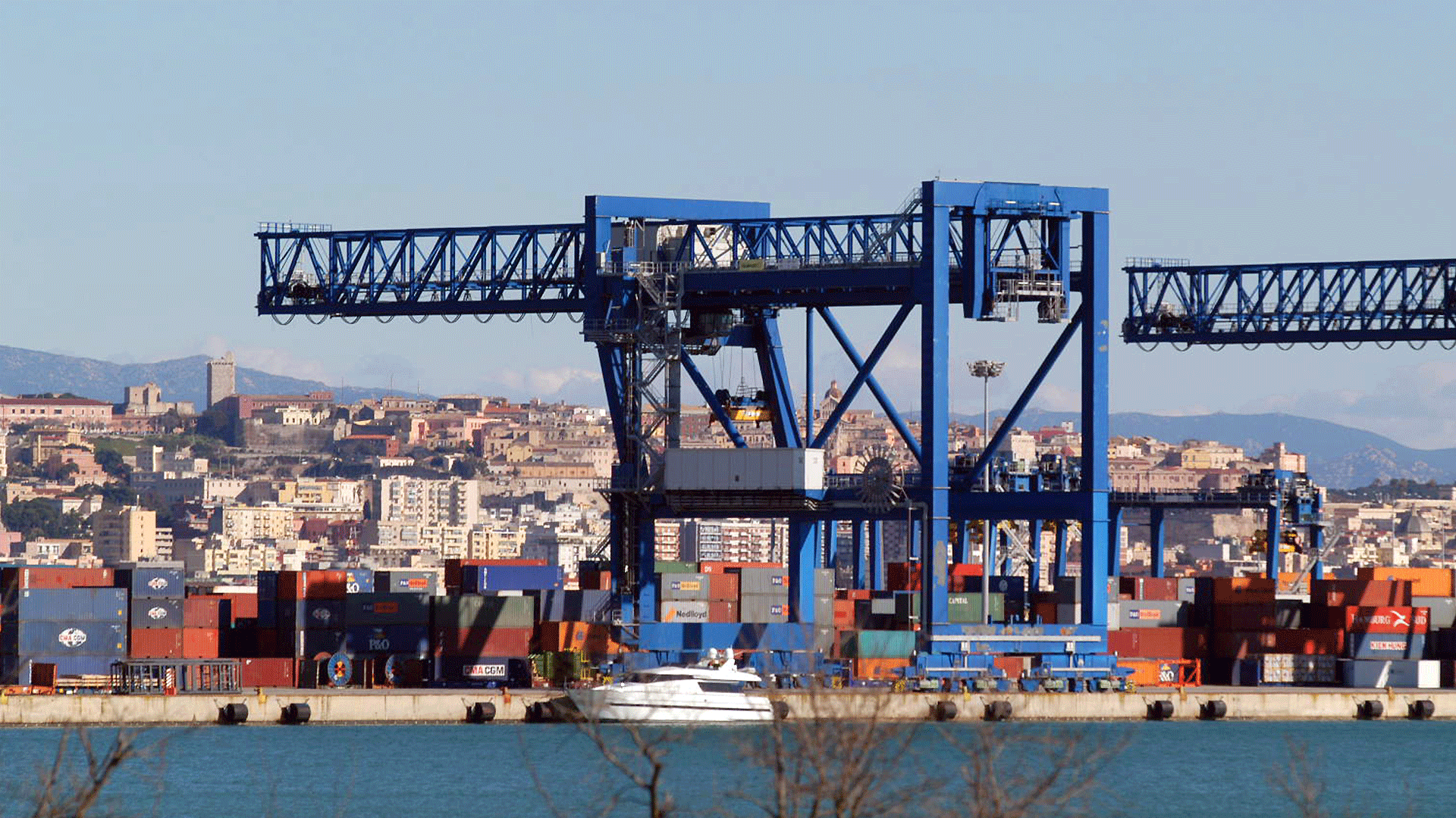 Porto canale Cagliari